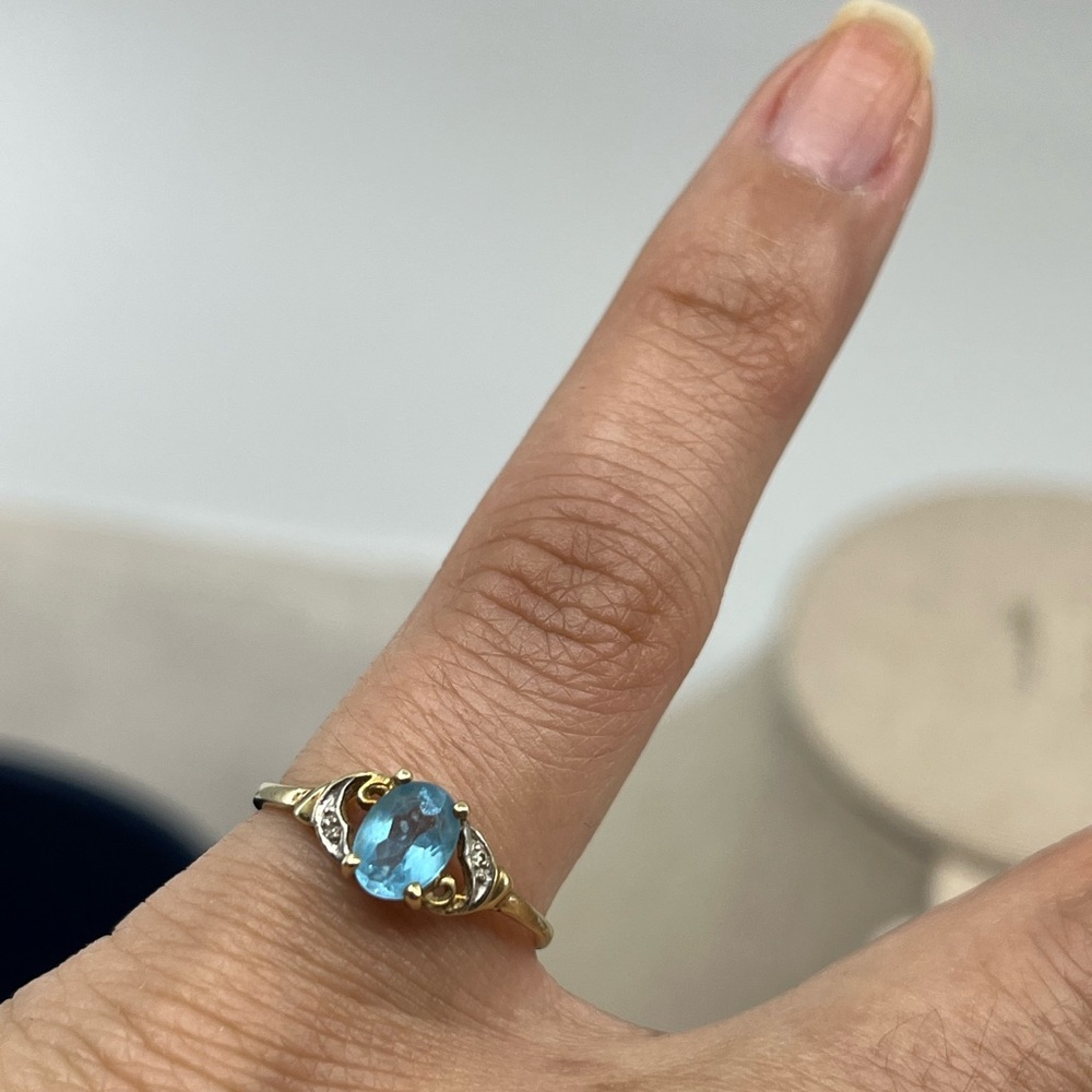 Vintage 10K Gold Blue Topaz & Diamond Ring – JCM Signed, Size 6.75 - Picture 14 of 17